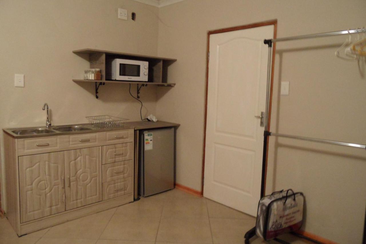 Apartamento Garden Wing Upington Exterior foto